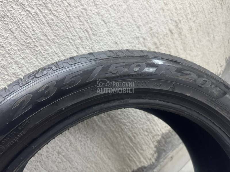 Pirelli 235/50 R20 Zimska