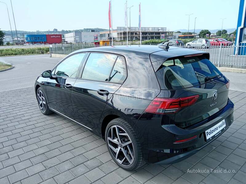 Volkswagen Golf 8 1.0 TSI Life