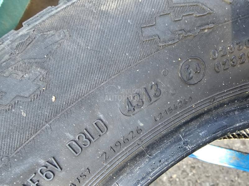 Continental 215/65 R16 Zimska