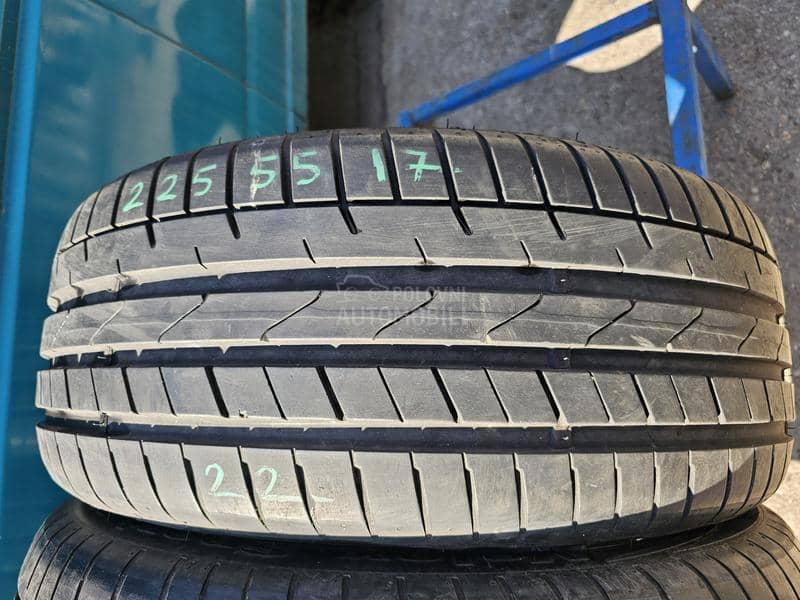 Petlas 225/55 R17 Letnja