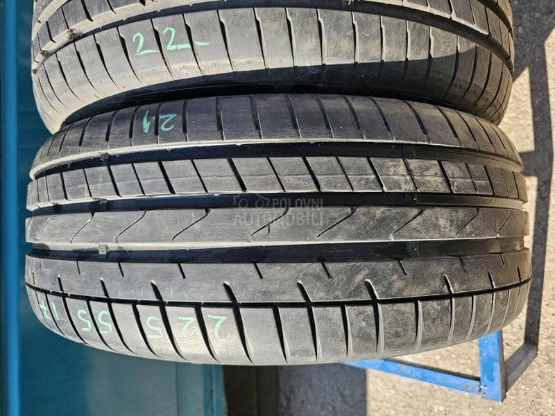 Petlas 225/55 R17 Letnja