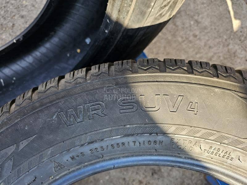 Nokian 225/65 R17 Zimska