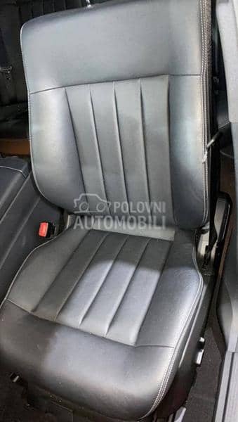 Mercedes Benz E 220 2013. god. -  kompletan auto u delovima