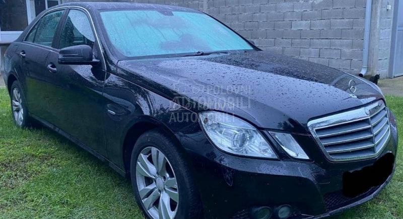 Mercedes Benz E 220 2200 2011. god. -  kompletan auto u delovima