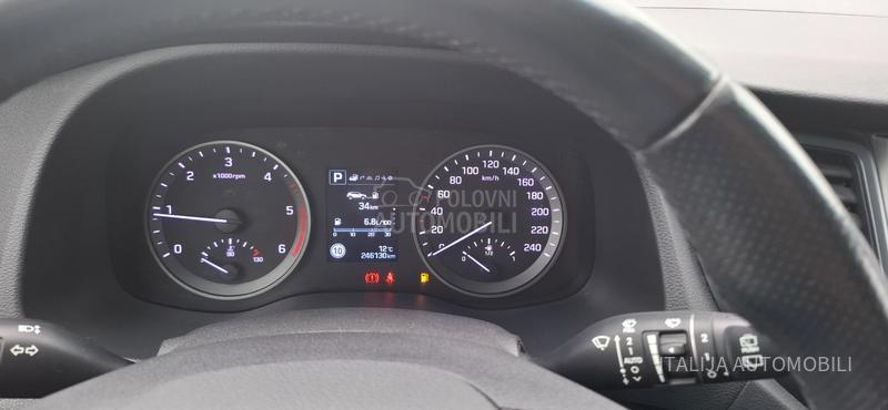 Hyundai Tucson 1.7CRDI NAV/LED/KAM