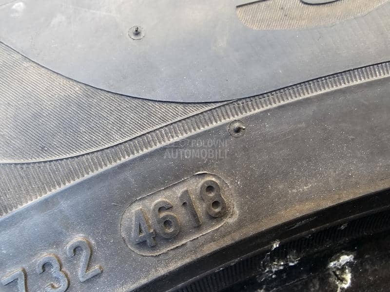 Pirelli 235/55 R18 Zimska