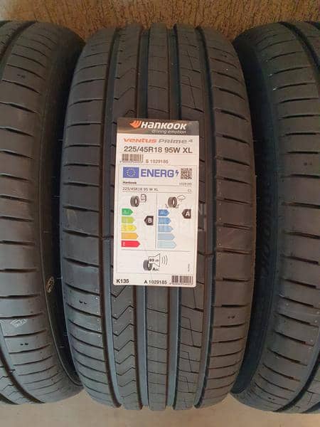 Hankook 225/45 R18 Letnja