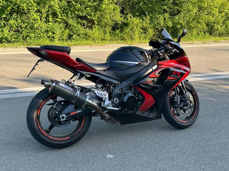Suzuki GSXR 1000 K8