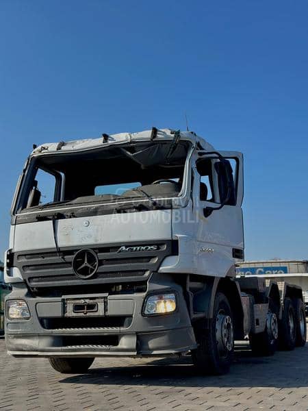 Mercedes Benz Actros 3244