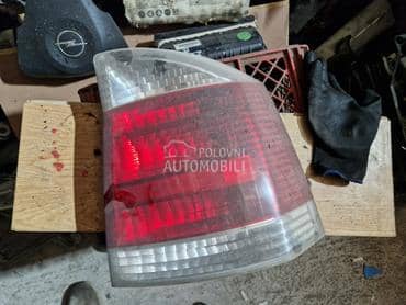 Desni stop beli migavac za Opel Vectra C