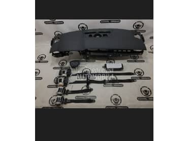 tabla aeebag pojasevi za Audi A6 od 2014. do 2025. god.