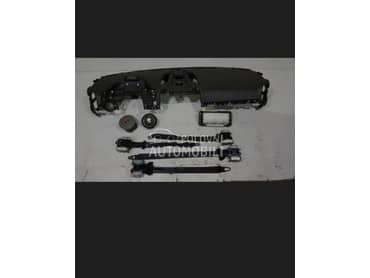 tabla aerbag pojasevi za Porsche Cayenne od 2014. do 2025. god.