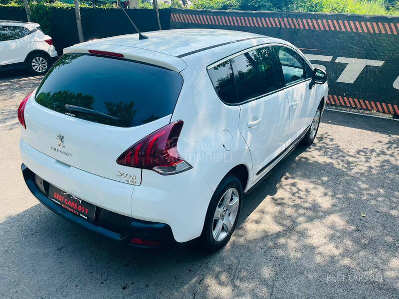 Peugeot 3008 1.6e-HDI NAVY