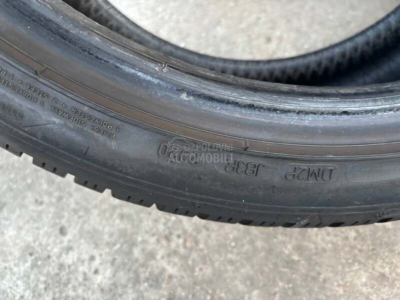 Dunlop 245/40 R18 Zimska