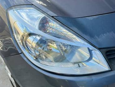 Far desni za Renault Clio od 2005. do 2009. god.