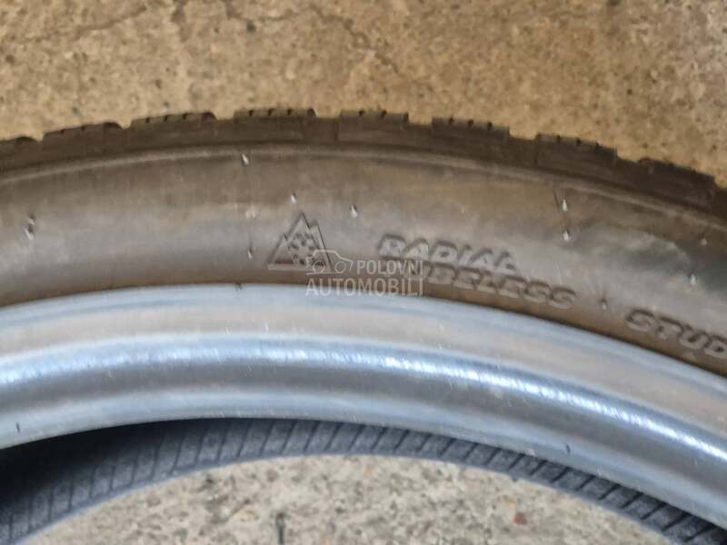 Hankook 295/35 R23 Zimska