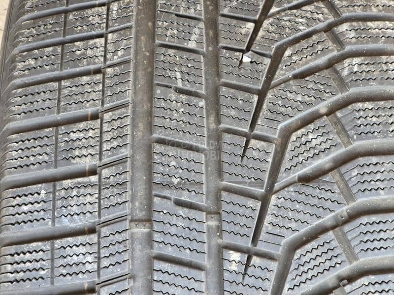 Hankook 295/35 R23 Zimska