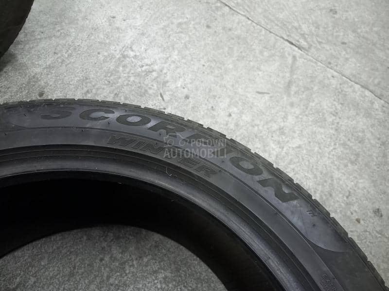 Pirelli 275/45 R21 Zimska