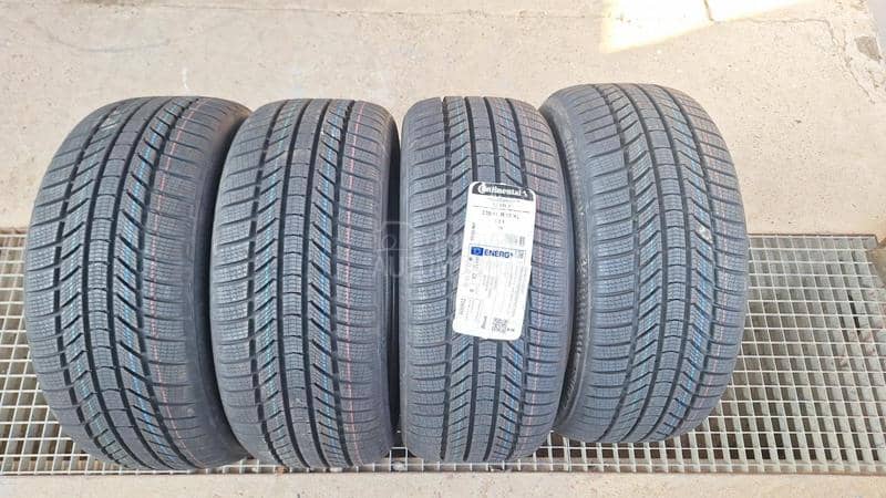 Continental 235/45 R17 Zimska