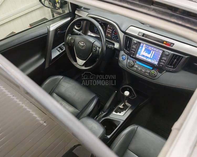 Toyota RAV 4 E.x.t.r.a kaoN.o.v