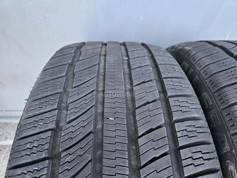 Ostalo 225/40 R18 Zimska