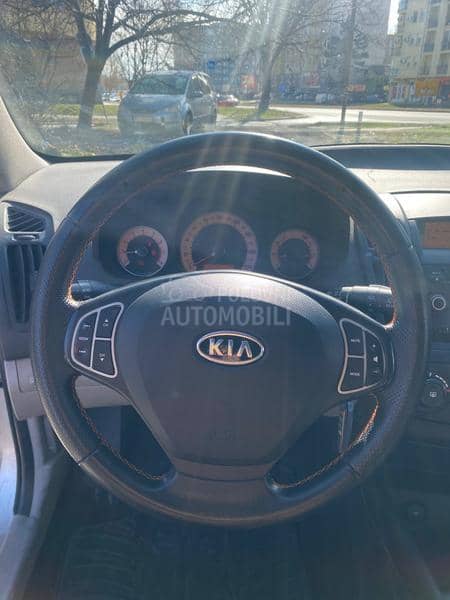 Kia cee`d 