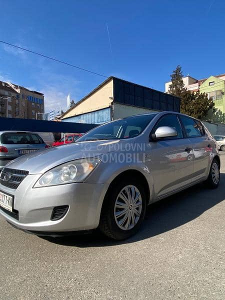 Kia cee`d 