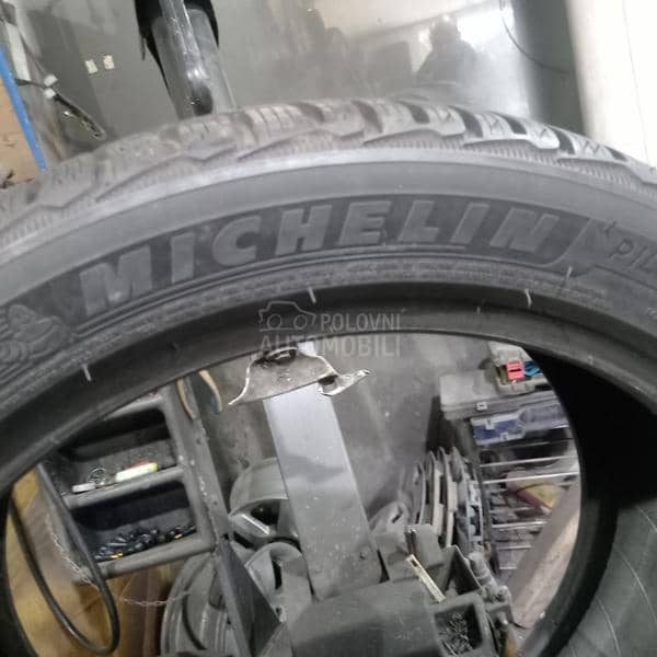 Michelin 245/40 R18 Zimska