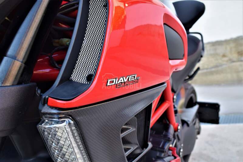 Ducati Diavel Carbon ABS