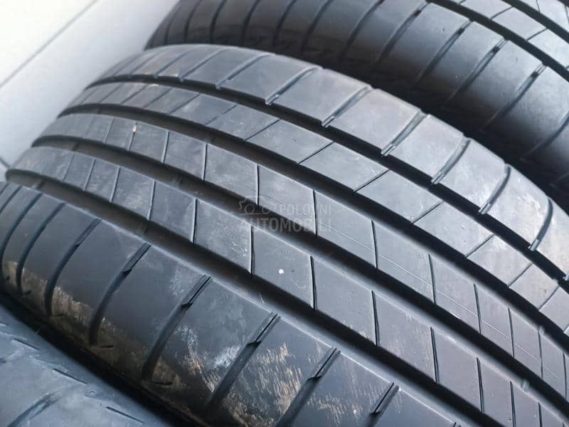 Bridgestone 225/45 R17 Letnja