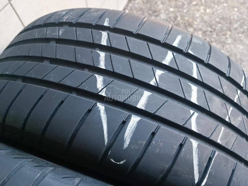 Bridgestone 225/45 R17 Letnja
