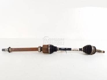 Poluosovina desna 1.5dCi za Renault Kadjar od 2015. do 2022. god.