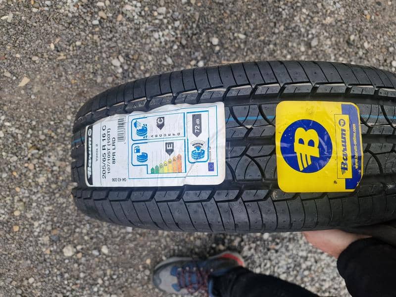 Barum 205/65 R16 Letnja