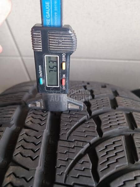 Nokian 245/40 R19 Zimska