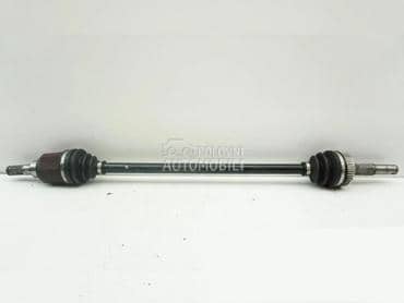 Poluosovina zadnja desna 2.0dCi 4x4 za Nissan Qashqai od 2006. do 2013. god.