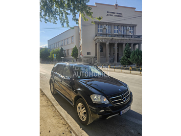 Mercedes Benz ML 350 CDI 4 MATIC