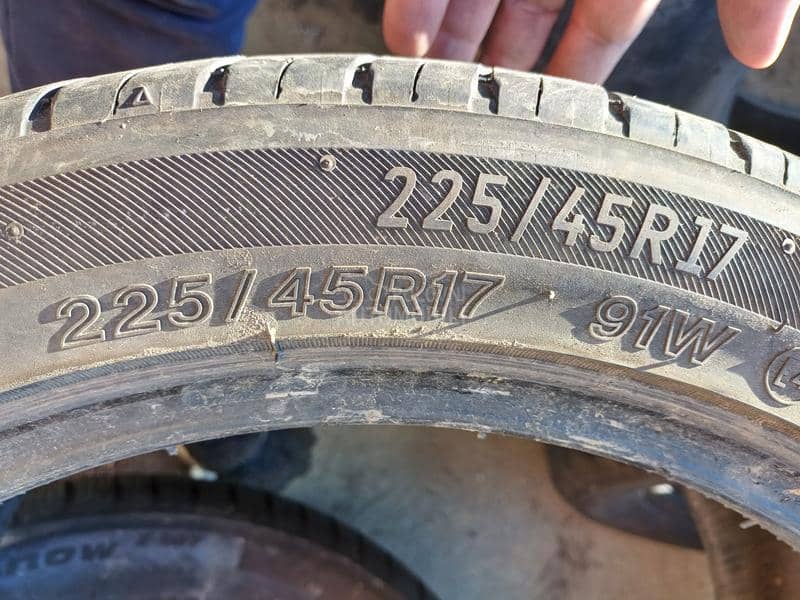 Lassa 225/45 R17 Letnja