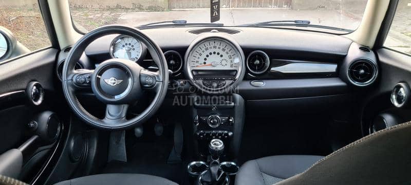MINI One 1.6