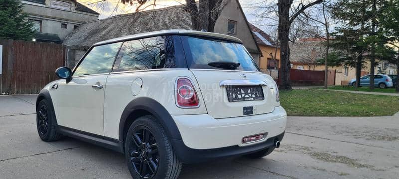 MINI One 1.6