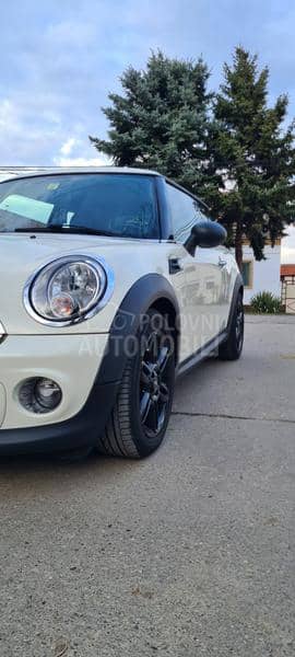 MINI One 1.6