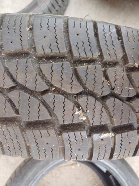 Orium 215/70 R15 Zimska