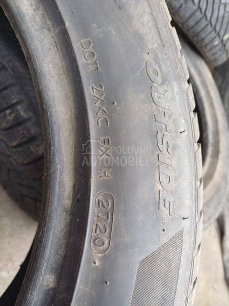 Hankook 225/55 R17 Zimska