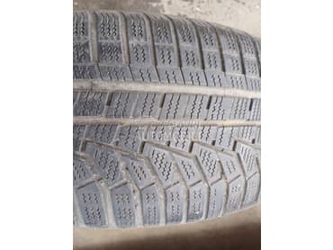 Hankook 225/55 R17 Zimska