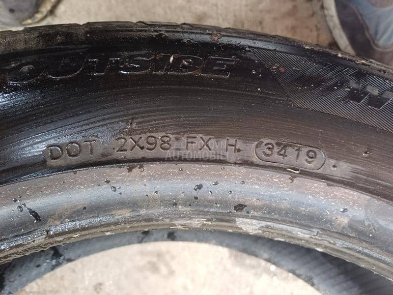 Hankook 235/55 R19 Zimska