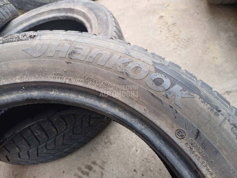 Hankook 235/55 R19 Zimska