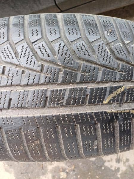 Hankook 235/55 R19 Zimska