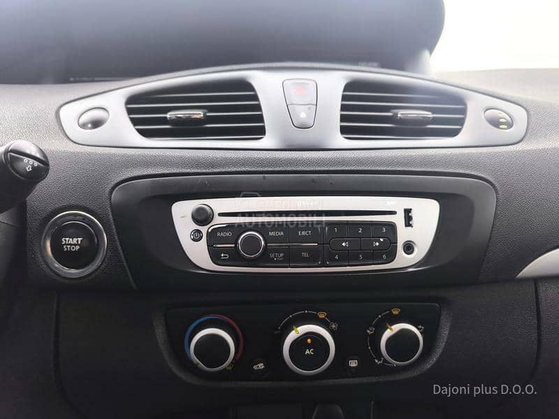 Renault Scenic 1.5 DCI