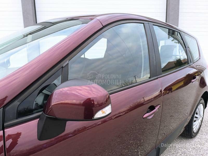 Renault Scenic 1.5 DCI