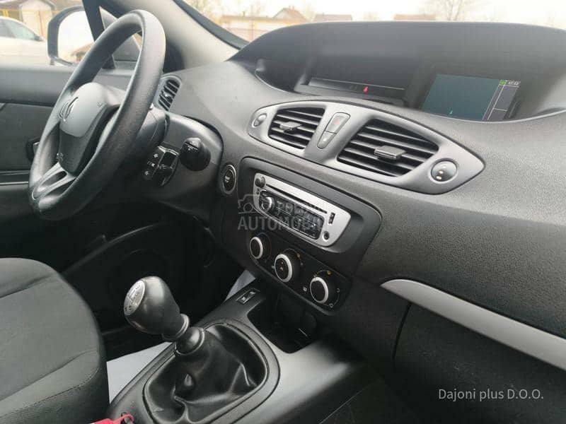 Renault Scenic 1.5 DCI