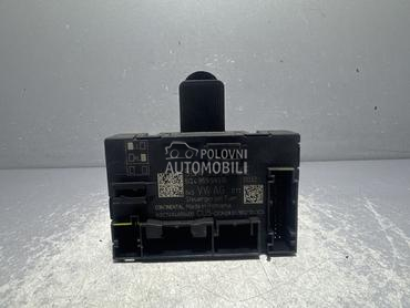 ELEKTRONIKA MODUL VRATA za Škoda Superb